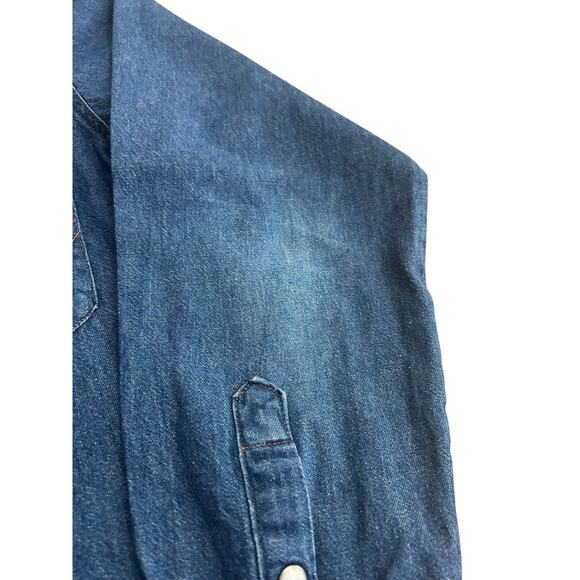 Vintage Wrangler Denim Pearl Snap Western Shirt Mens XL Sawtooth Blue Pockets - Picture 3 of 16